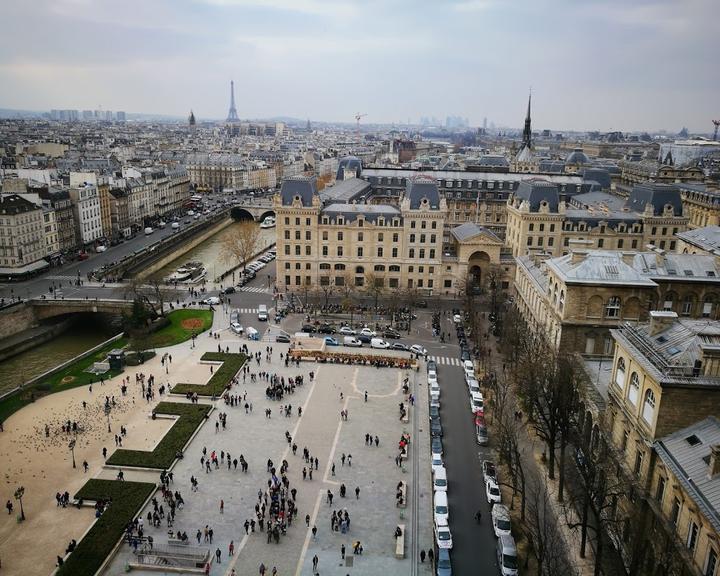 Cafe Notre Dame